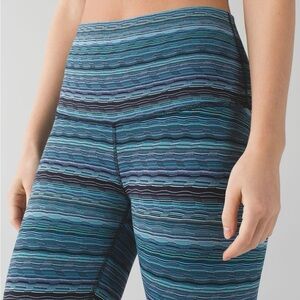 Lululemon wunder under space dye twist naval blue peacock blue size 4